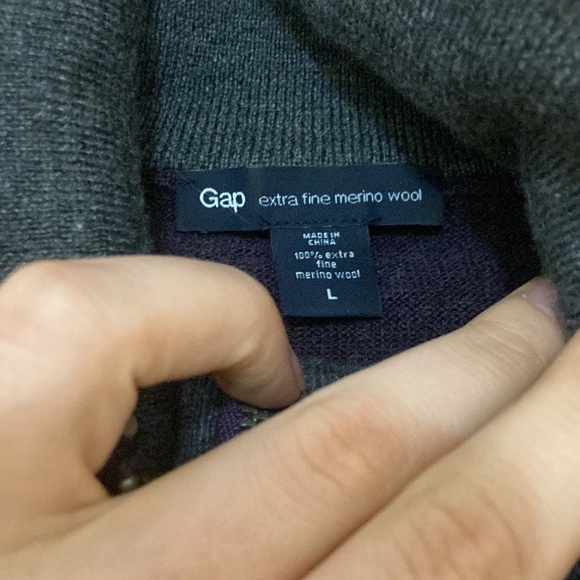Gap purple 100 percent wool quarter zip sweater - Picture 2 of 2